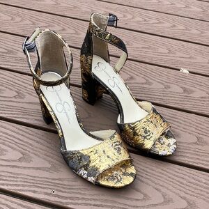 Jessica Simpson Gold and Black Women's Heels